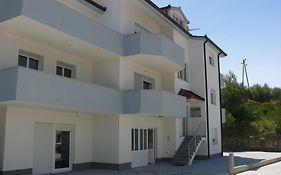 Apartments And Rooms Stipe